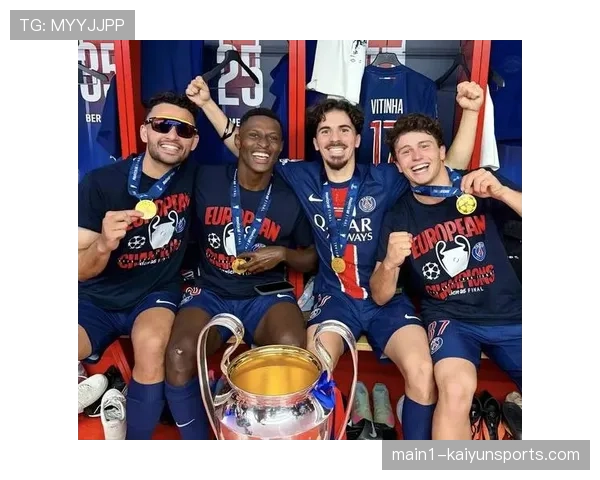 巴黎圣日耳曼主场1-2不敌十人拜仁 欧冠遭遇首败 巴黎圣日耳曼主场1-2不敌十人拜仁 欧冠遭遇首败